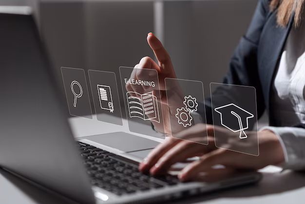 elearning-technology-concept-online-education-webinar-online-courses-ai-machine-learning-en_1006743-307